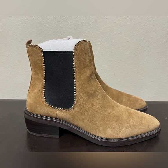 COACH -Bowery Chelsea Bootie - Camel Suede - US 9.5 - Picture 1 of 10
